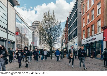 Manchester, England, Uk - 12 April, 2021 Open Shops After Lockdown. City Centre Of Manchester, Peopl