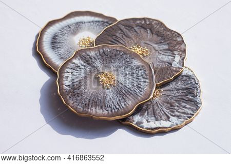 Cup Holder, Epoxy Resin Tray, Marine-style Stone Cut. Brown And Grey Stains Of Paint, Gold Trim. Sub