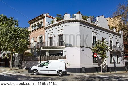 Spain, Barcelona, March, 2021: Colonial Style Two-story Residence In Quiet Of Sarria - Sant Gervasi 