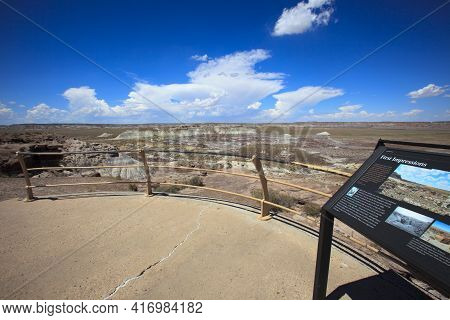 Arizona / Usa - August 01, 2015: Wiewpoint In Petrified Forest National Park, Arizona, Usa
