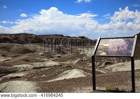 Arizona / Usa - August 01, 2015: Wiewpoint In Petrified Forest National Park, Arizona, Usa