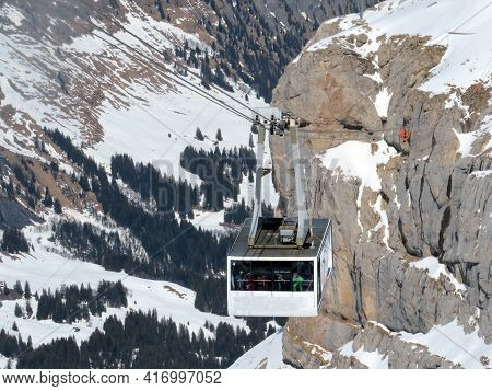 The Mountain Cable Car Col Du Pillon - Cabane - Scex Rouge (glacier 3000 Cableway) Or Aerial Ropeway