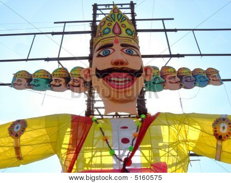 Ravan Statue