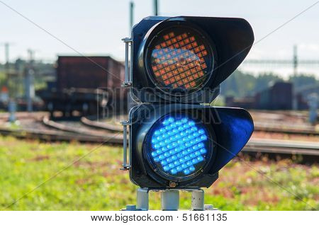 Railroad semaphore