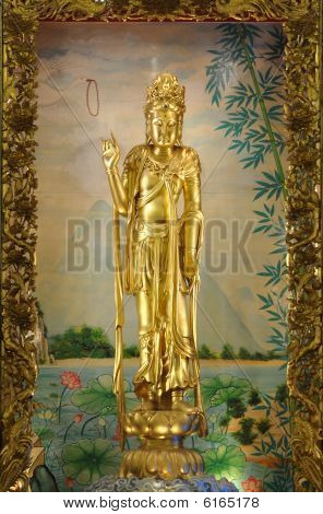 ขาทองเหลืองของ Quan Yin