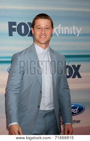 LOS ANGELES - SEP 8:  Benjamin McKenzie at the 2014 FOX Fall Eco-Casino at The Bungalow on September 8, 2014 in Santa Monica, CA