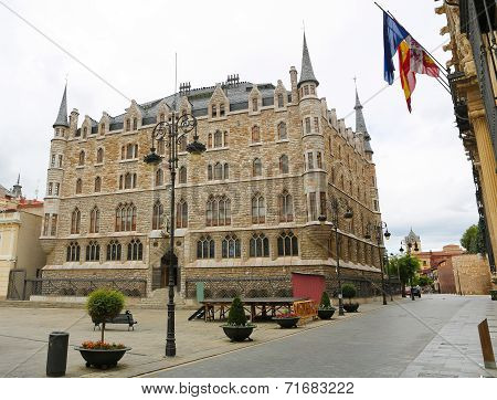 Casa De Los Botines In Leon