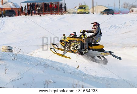Sport snowmobile jump