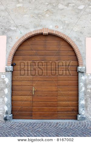 Старой Италии идти в, в церкви.