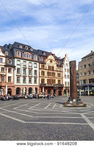 Old Buildings With Beautiful Facades At The Market Square In Mainz, Germany