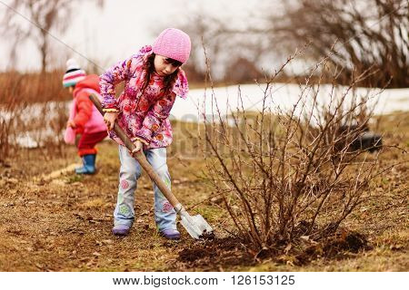 Children are the gardeners in the garden.
** Note: Visible grain at 100%, best at smaller sizes
