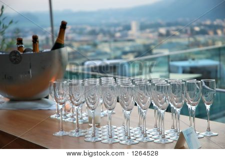 ปาร์ตี้กันเถอะ