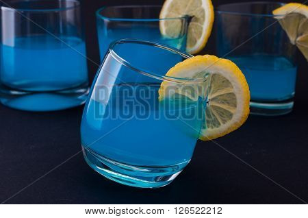 Blue Cockatil