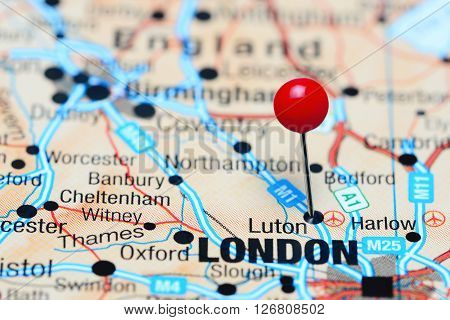 Luton pinned on a map of UK