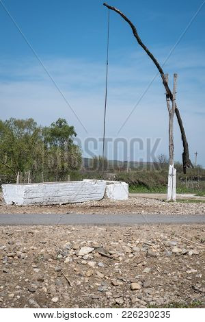 Shadoof In Rural Romania