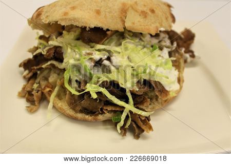 Pita Doner. Pita Kebab. Doner With Meat In Pita. Turkish Doner Sandwich.
