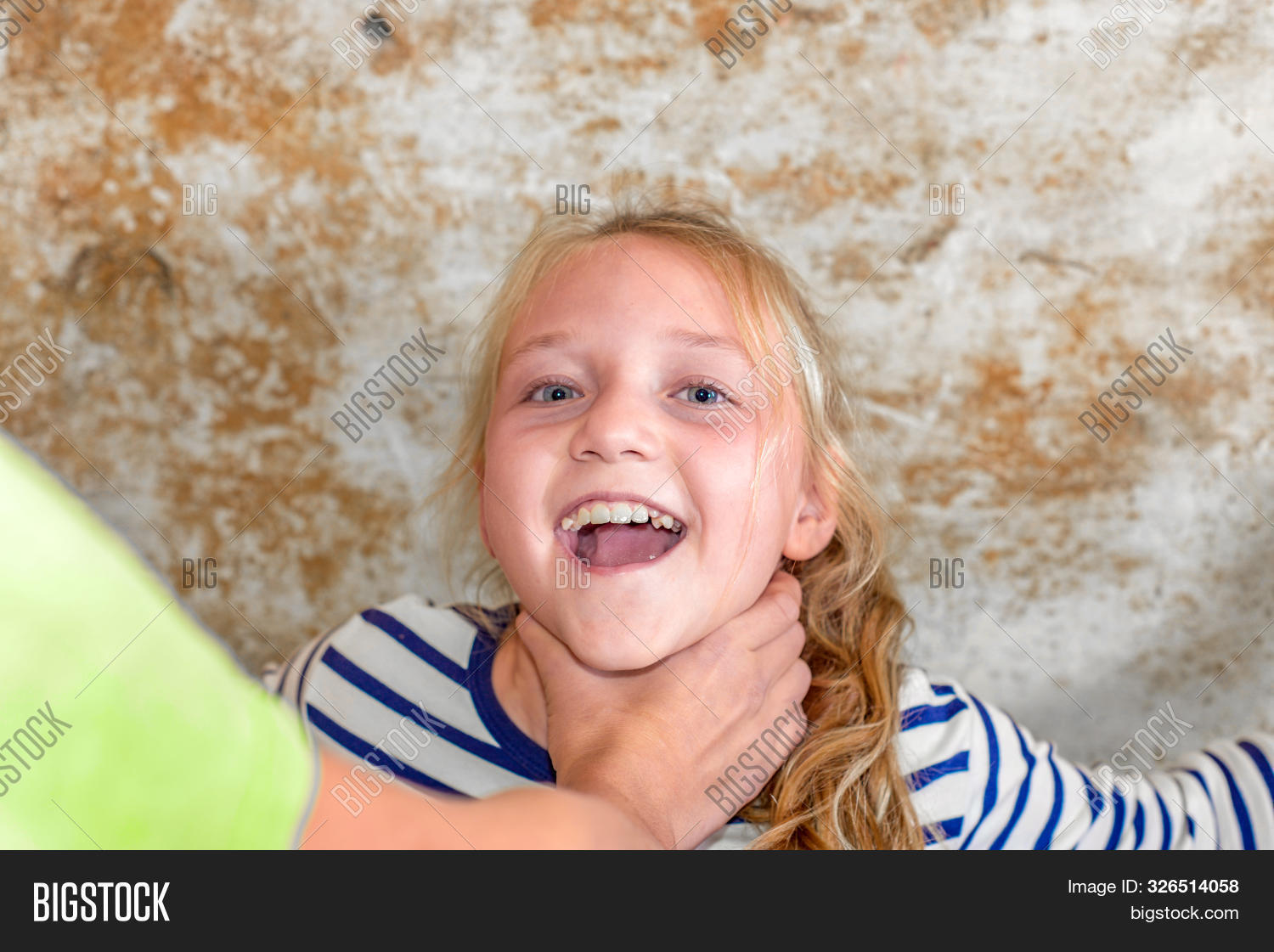 Man Wants Strangle Image & Photo (Free Trial) Bigstock