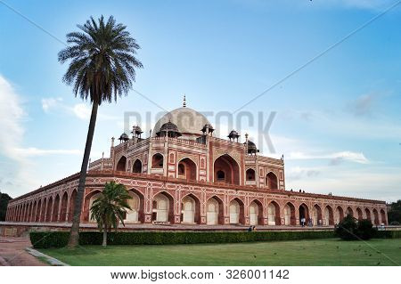 Close Beautiful View Of Humayun Tomb, Delhi, India