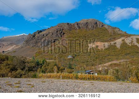 Vacation Cottages In Stafafellsfjoll In Lon In East Iceland On A Sunny Autumn Day