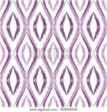 Ikat Ogee Seamless Vector Pattern Illustration. Ethnic Fabric Print Geometric Ikat Pattern. Cool Oge