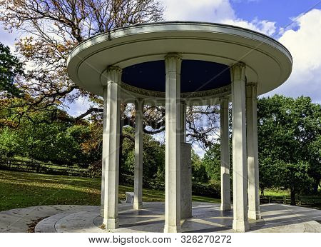 Runnymede, Surrey, Uk - October 2019: Magna Carta Memorial - Symbol Of Freedom Under Law On 6 Octobe