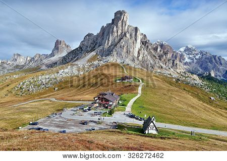 Ra Gusela Peak. Dolomites Mountains, Italia Beautiful.