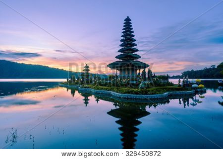 Pura Ulun Danu Beratan temple at sunrise in Bali, Indonesia