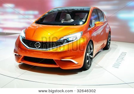 Genève - 12. marts: Nissan Invitation udstillet på 82 internationale Motor Show i marts 12, 2012 jeg