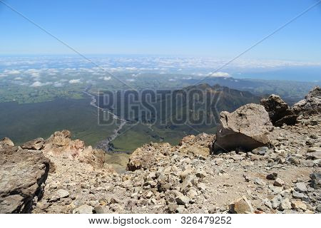 Mt.taranaki Summit