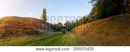 Destroyed The East Fort Of The Brest Fortress Was The Last Center Of Defense Of The Brest Fortress, 