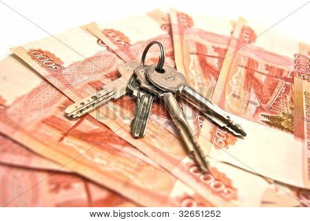 키와 5000 루블 지폐