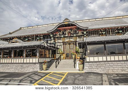 Los Angeles, Usa - March 5, 2019: Famous Restaurant Yamashiro Built In 1913 By Bernheimer In Hollywo