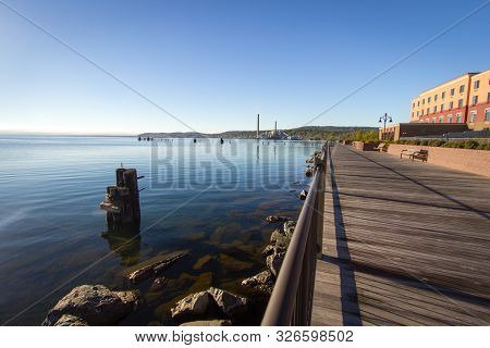 Downtown Marquette Michigan Waterfront. Boardwalk Along The Waterfront Of Lake Superior In Downtown 