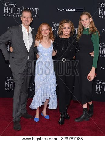 LOS ANGELES - SEP 30:  Gildart Jackson, Piper Quincey Jackson, Melora Hardin and Rory Jackson arrives for 'Maleficent: Mistress of Evil' World Premiere on September 30, 2019 in Hollywood, CA 