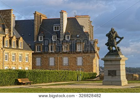 Statue Of Jacques Cartier On The Ramparts Of The Walled City Of Saint-malo