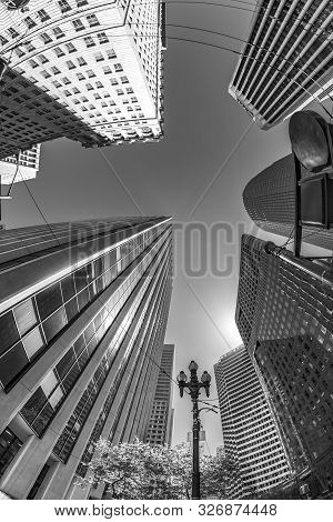 San Francisco, Usa - June 20, 2012:  View To Modern Skyscraper At Crossing Fremont Street In San Fra