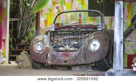 Costa Rica, La Fortuna - Nov 26, 2018: Old Rabandoned Otten Vw Beetle In An Old Hut