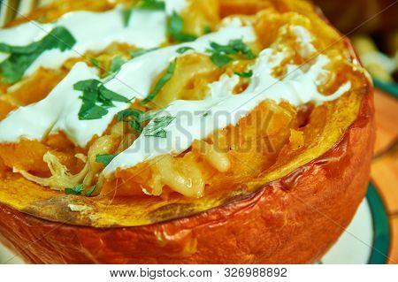 Creamy Buffalo Chicken Spaghetti Squash, Delicious Squash Stuffed With Cheeses, Sauteed Pepppers And