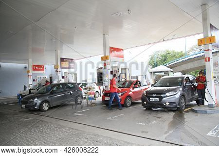 Gas Station In Salvador
