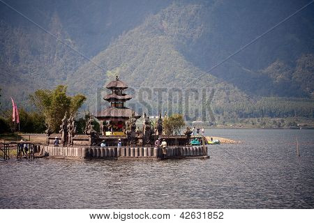 Ulun Danu templo Beratan