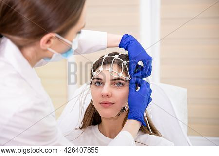 Patient Brain Testing Using Encephalography At Medical Center