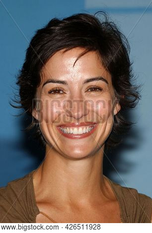 LOS ANGELES - JUN 20: Wendy Moniz arrives to  TCA Summer Press Tour 2003-CBS Party on June 20, 2003 in Hollywood, CA