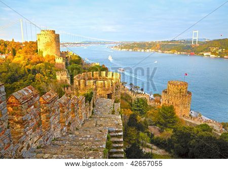 Rumelihisar de Fortaleza. Istambul, Turquia. HDR