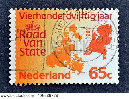 Netherlands - Circa 1981 : Cancelled Postage Stamp Printed By Netherlands, That Shows Map Of The Net