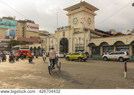 Ho Chi Minh, Vietnam - Oct 17, 2019 : Cho Ben Thanh Or Ben Thanh Market In Ho Chi Minh City, Vietnam