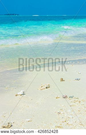 Color Gradient At Sandbank Islands Madivaru Finolhu Rasdhoo Atoll Maldives.