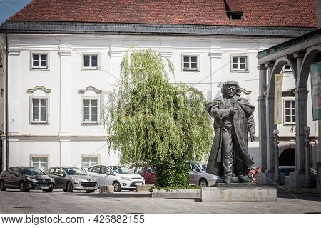 Kranj, Slovenia - June 15, 2021: Selective Blur On A Statue Of France Preseren, Or Presernov Spomeni