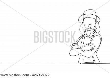 Continuous One Line Drawing Of Young Female Mime Artist Pose Crossed Arms On Chest Before Perform. P