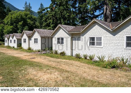 Washington, Usa - June 9, 2021: The Cabins At Lake Cresent Lodge, Available For Tourists To Rent Alo