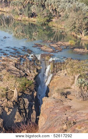 Epupa waterfalls
